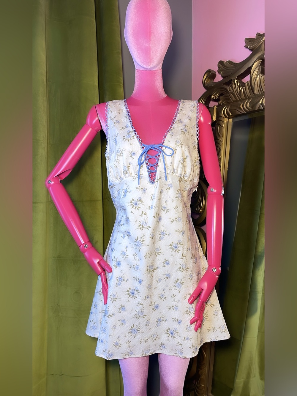 Lucy in the Sky White Floral Lace-Up Chemise with Blue Accents